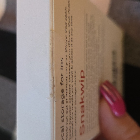 iOS Storage Drive - Pink - Picture 11 of 11